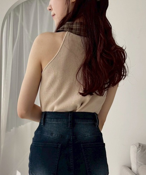 one after another NICE CLAUP(ワンアフターアナザーナイスクラップ)の「襟付きノースリニット(ニット/セーター・レディース・ブラック/ネイビー/ベージュ・FREE)」の11枚目の写真