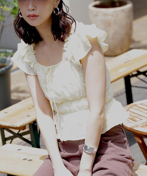 FREE'S MART（フリーズマート）の「◆前後２ＷＡＹ肩フリルシャーリングペプラムブラウス（シャツ/ブラウス・レディース・イエロー/ホワイト系その他/ブラック・FREE）」の11枚目の写真