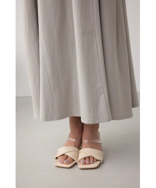 AZUL by moussy(アズールバイマウジー)の「ステッチフレアカットワンピース(ワンピース・レディース・グレー/ブラック/レッド・SMALL/MEDIUM)」の15枚目の写真