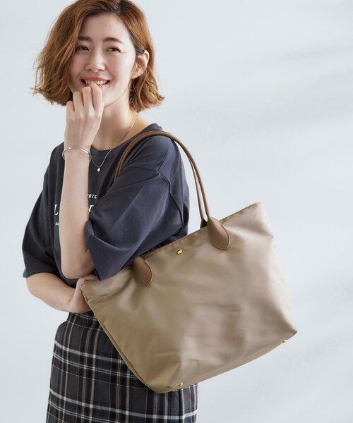 grove（グローブ）の「【撥水・軽量】シンプルキャリーオントート（トートバッグ・レディース・ブラック/ダークグレー/サックスブルー/ライトベージュ・00）」の3枚目の写真