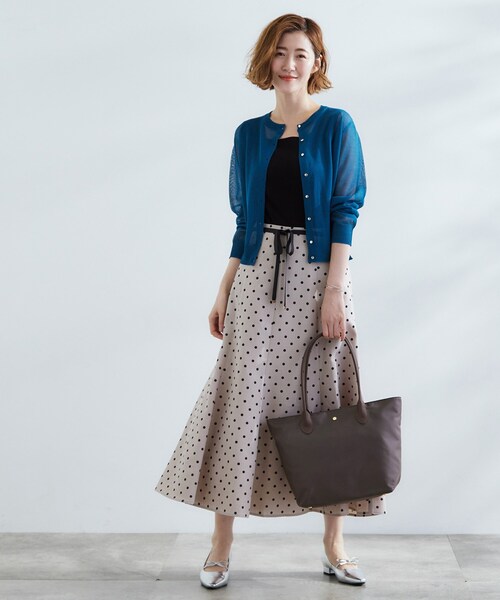 grove（グローブ）の「【撥水・軽量】シンプルキャリーオントート（トートバッグ・レディース・ブラック/ダークグレー/サックスブルー/ライトベージュ・00）」の6枚目の写真