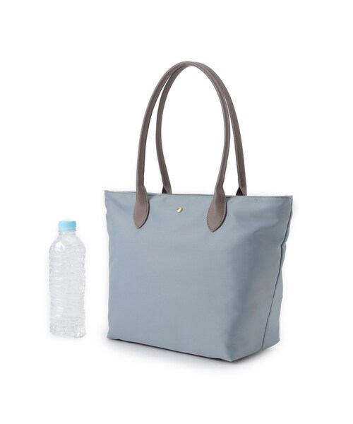 grove（グローブ）の「【撥水・軽量】シンプルキャリーオントート（トートバッグ・レディース・ブラック/ダークグレー/サックスブルー/ライトベージュ・00）」の14枚目の写真