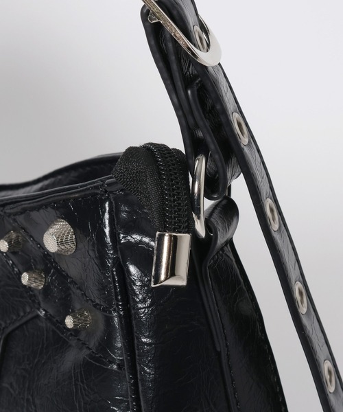 3.3 Field Trip （3.3フィールドトリップ）の「3.3 Field Trip／スタッズショルダーBAG（ショルダーバッグ・メンズ・ブラック・ONE SIZE）」の17枚目の写真