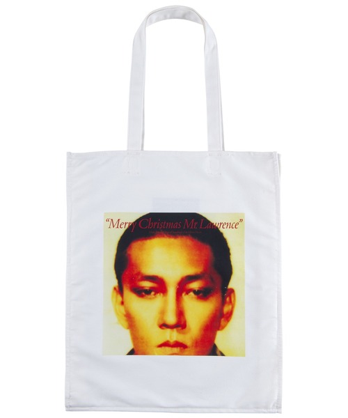 MEDICOM TOY(メディコムトイ)の「MLE 坂本龍一 「Merry Christmas Mr.Lawrence」 TOTE BAG(トートバッグ・メンズ・ホワイト・FREE)」の3枚目の写真