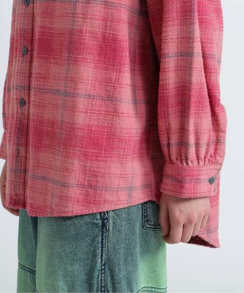 AVIREX(アヴィレックス)の「EMBROIDERY CHECK SHIRT/刺繍チェックシャツ(シャツ/ブラウス・レディース・ネイビー/ピンク/グリーン・F)」の12枚目の写真