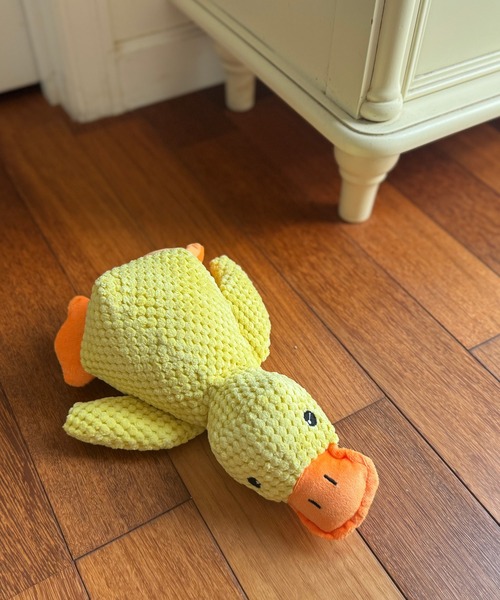 NOLITA LABORATORY（ノリータラボラトリー）の「【 NOLITA / ノリータ 】犬用おもちゃ 音が鳴るアヒルのぬいぐるみ かわいい 丈夫 洗える 犬用のぬいぐるみ 28センチタイプ（ペット用おもちゃ・レディース・イエロー・FREE）」の8枚目の写真