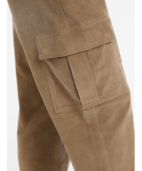GUESS JEANS(ゲスジーンズ)の「GUESS JEANS Cargo Chino カーゴパンツ(カーゴパンツ・メンズ・ライトブラウン・32inch/30inch/28inch/31inch/29inch)」の5枚目の写真