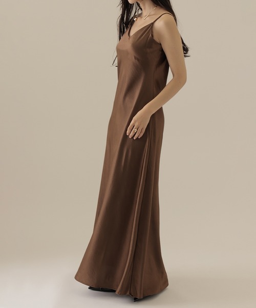 SUWDEE(スーディー)の「sequins knit × camisole dress 3set(ワンピース・レディース・アイボリー/ブラウン・M)」の19枚目の写真