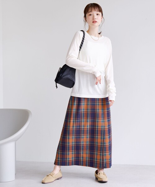 coen(コーエン)の「【再入荷/新色登場/WEB限定カラー/10色展開】コットンナイロンシアークルーロンT(インフルエンサー紹介アイテム)(Tシャツ/カットソー・レディース・ダークブラウン/オフホワイト/ブラック/ライトブルー/ライム/ターコイズブルー系/ダークグレー/レッド/ライトピンク/その他1/ナチュラル/クリーム・L/M)」の17枚目の写真