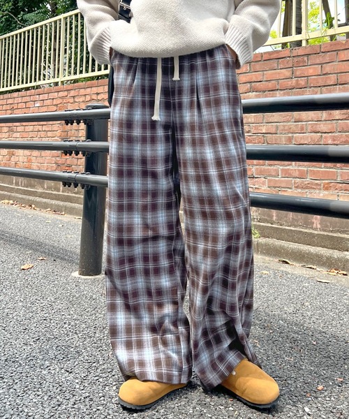 ABYS(アビス)の「チェックイージーパンツ(その他パンツ・レディース・ブラック/ブラウン・LARGE/MEDIUM)」の11枚目の写真