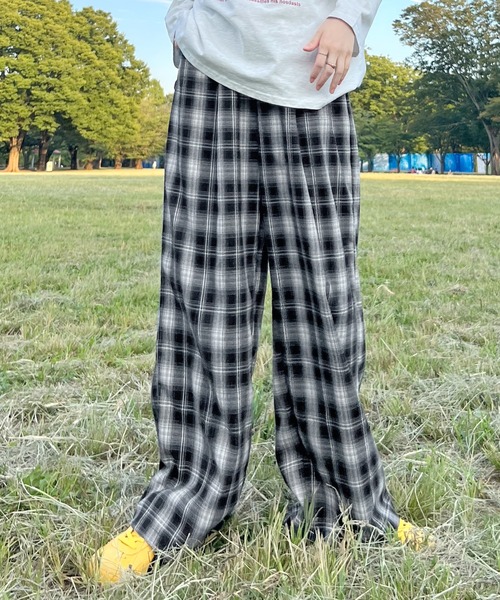 ABYS(アビス)の「チェックイージーパンツ(その他パンツ・レディース・ブラック/ブラウン・LARGE/MEDIUM)」の16枚目の写真