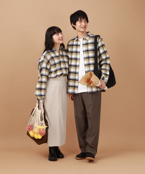 GLOBAL WORK(グローバルワーク)の「やわらかリッチネルレギュラーシャツ/498079(シャツ/ブラウス・メンズ・ブラック/グレイッシュベージュ/ブラウン系その他/オフホワイト/ブラック系その他/ブルー/ベージュ系その他2/ピンク/ブラウン/グリーン/チャコール/ネイビー・SMALL/MEDIUM/LARGE/X-LARGE/X-SMALL/3XL/XX-LARGE)」の18枚目の写真