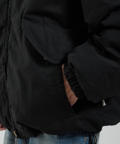 Perushu（ペルーシュ）の「ライトダック中綿ボリュームスタンドネックブルゾン（ブルゾン・メンズ・ボルドー/ベージュ/ブラック/カーキ・SMALL/MEDIUM/LARGE）」の17枚目の写真