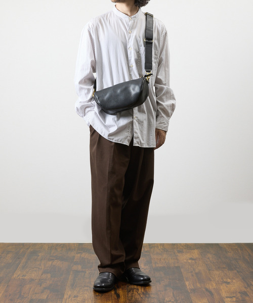 Butler Verner Sails(バトラーヴァーナーセイルス)の「Butler Verner Sails バトラーバーナーセイルズ / 牛革オイルレザーショルダーバッグ 姫路レザー 日本製 / JI-3001(ショルダーバッグ・メンズ・ブラウン/ブラック・FREE)」の4枚目の写真