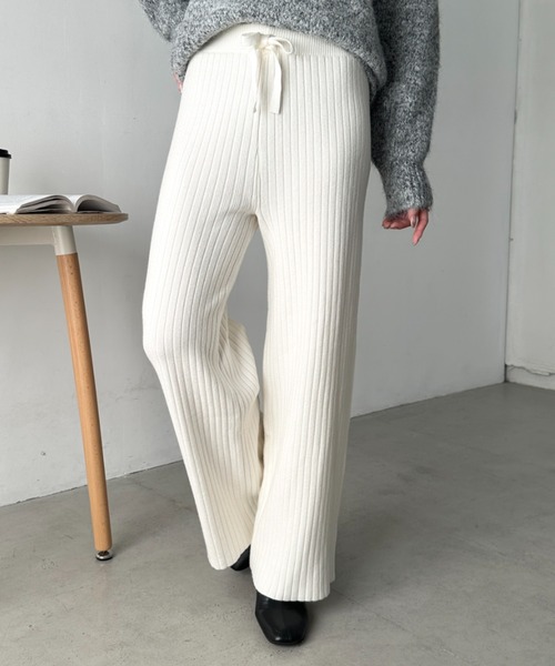 CLEA（クレア）の「リブニットストレートパンツ（その他パンツ・レディース・ブラック/ブラウン/アイボリー/グレー・FREE）」の5枚目の写真