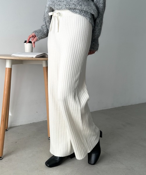 CLEA（クレア）の「リブニットストレートパンツ（その他パンツ・レディース・ブラック/ブラウン/アイボリー/グレー・FREE）」の6枚目の写真