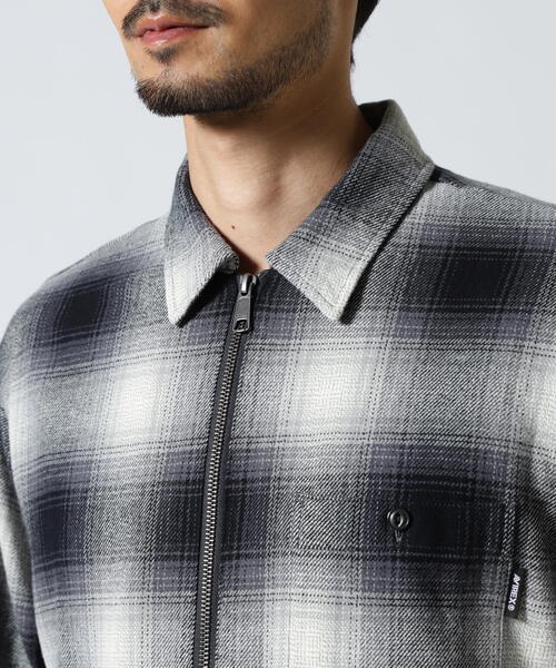 AVIREX（アヴィレックス）の「OMBRE CHECK ZIP UP SHIRT / オンブレチェック ジップアップシャツ / AVIREX / アヴィレックス（シャツ/ブラウス・メンズ・ブラック/ブラウン・MEDIUM/LARGE/X-LARGE/XX-LARGE）」の11枚目の写真