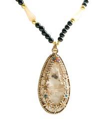 MARAI（マーライ）の「大ぶりエスニックペンダント ニュアンスカラー（ネックレス）」