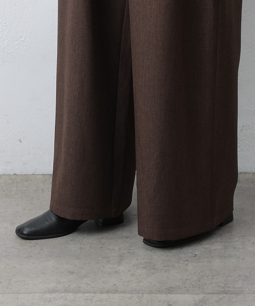 COLONY 2139（コロニートゥーワンスリーナイン）の「2タックワイドスラックス（スラックス・レディース・ブラック/チャコールグレー/ブラウン・SMALL/MEDIUM/LARGE）」の12枚目の写真