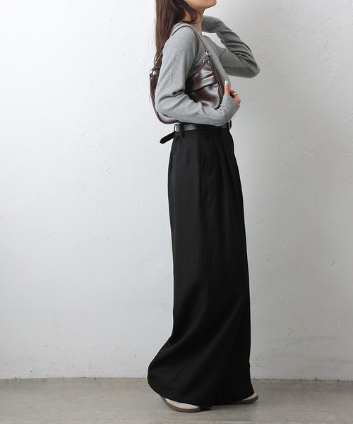 COLONY 2139（コロニートゥーワンスリーナイン）の「2タックワイドスラックス（スラックス・レディース・ブラック/チャコールグレー/ブラウン・SMALL/MEDIUM/LARGE）」の20枚目の写真