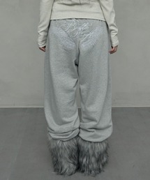 NIIER NOR（ニアノア）の「A'GEM/9 × .kom 『NIIER NOR/ニアノア』 BADDIE ANGEL SWEATPANTS/バディーエンジェル スウェットパンツ（スウェットパンツ）」