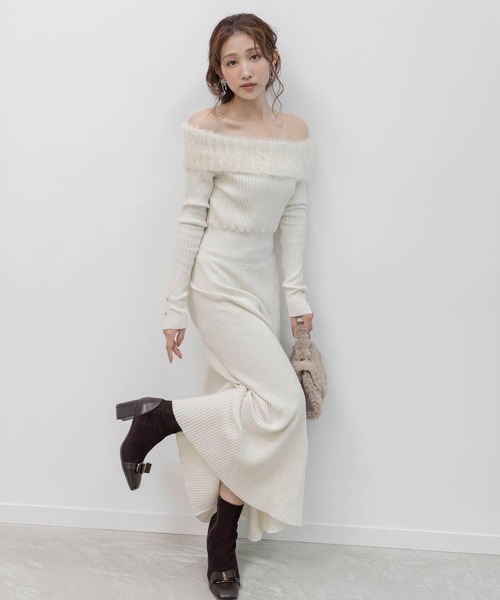 シャギーカラーオフショルダーニットドレス シャギーカラーオフショルダーニットワンピース（ワンピース）｜RANDA