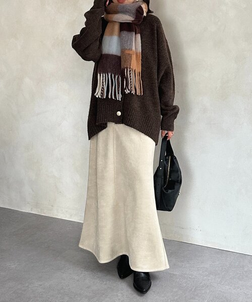 Thevon（ゼボン）の「フリンジボリュームマフラー（マフラー・レディース・ブラウン/オレンジ/アイボリー・FREE）」の11枚目の写真