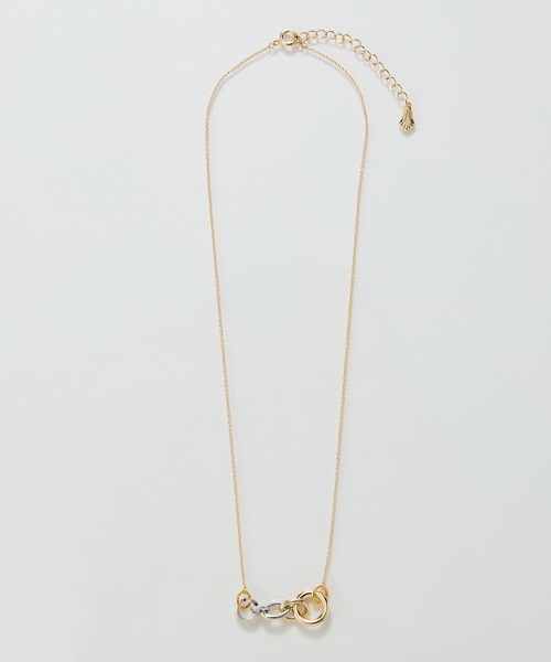 Phoebe（フィービィー）の「【金属アレルギー対応】ミックスループメタルネックレス（ネックレス・レディース・イエローゴールド/シルバー・FREE）」の7枚目の写真