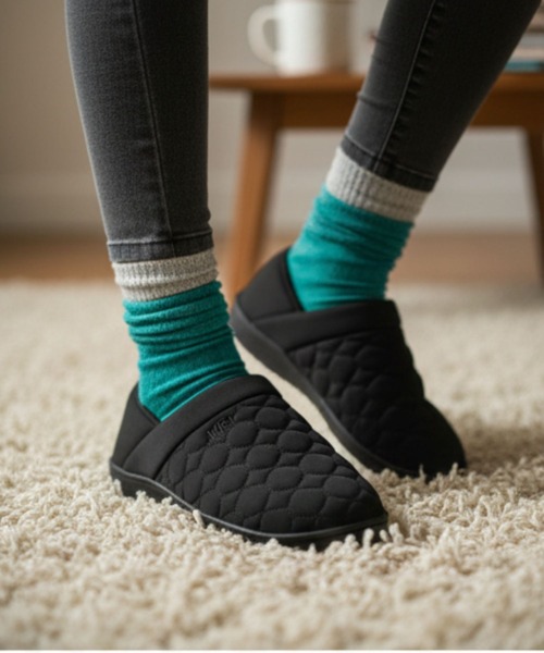 MEI(メイ)の「【MEI/メイ】キルトモックシューズ / 2WAY バブーシュ / ひょうたんキルト / 裏ボア / ユニセックス / キャンプ / ルームシューズ(スリッポン・メンズ・グレー/オリーブドラブ/ブラック・M/S/L)」の18枚目の写真