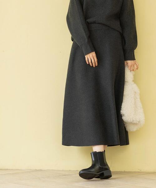 OPAQUE.CLIP（オペークドットクリップ）の「ニットフレアスカート/セットアップ対応【洗濯機OK】（スカート・レディース・ベージュ/チャコールグレー/ピンク系/オフホワイト・38/40）」の2枚目の写真