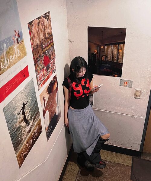 PARTIMENTO WOMEN(パルティメントウィメン)の「93 チャオプリンテッドショートスリーブTシャツ_ブラック(Tシャツ/カットソー・レディース・ブラック・SMALL/MEDIUM)」の10枚目の写真