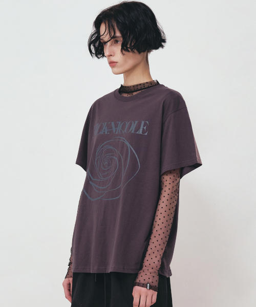 NICK&NICOLE(ニックアンドニコール)の「BIG ROSE SLEEVE TOP_CHARCOAL(Tシャツ/カットソー・レディース・その他・FREE)」の3枚目の写真
