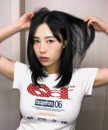 レッドドットESCFロゴコラージュプリントスリムフィット半袖アイボリー