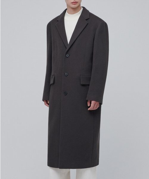 MUSINSA STANDARD（ムシンサスタンダード）の「カシミアブレンドパパショルダーシングルロングコート【ガンメタル】（チェスターコート・メンズ・その他・LARGE/X-LARGE/XX-LARGE/MEDIUM）」の2枚目の写真