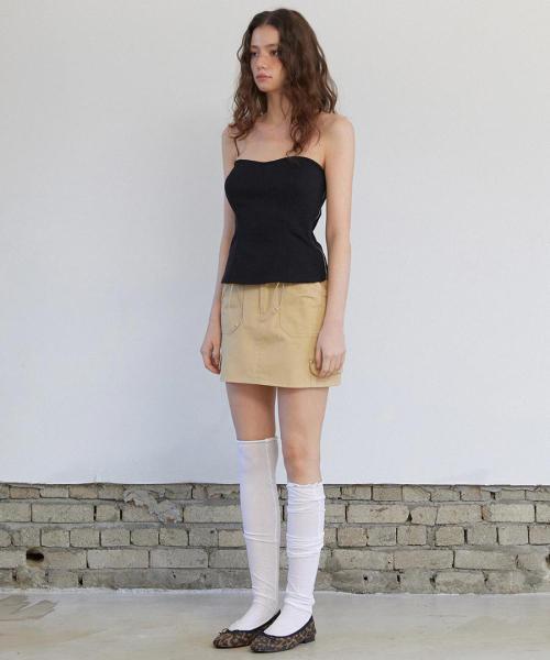 RENSE（レンセ）の「Piping Fake Cargo Mini Skirt Beige（スカート・レディース・その他・SMALL/MEDIUM）」の3枚目の写真