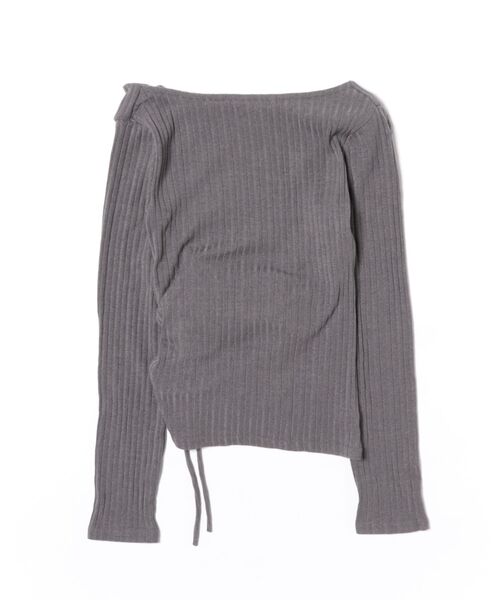 Never mind the XU（ネバーマインドザエックスユー）の「【Never mind the XU】off shoulder tops / 【ネバーマインド ザ エックスユー】シャーリングオフショルダー長袖トップス（Tシャツ/カットソー・レディース・グレー/ベージュ/ブラック/アイボリー・ONE SIZE）」の5枚目の写真