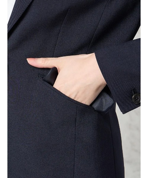 Perfect Suit FActory(パーフェクトスーツファクトリー)の「杢調プレーンスーツ テーラードジャケット ネイビー【マシンウォッシャブル】(テーラードジャケット・レディース・ネイビー・7号/9号/13号)」の10枚目の写真