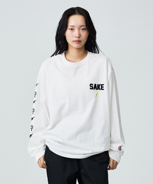 ABAHOUSE(アバハウス)の「【YOIDORE / ヨイドレ】KAMINARISAMA / 雷様 刺繍ロングTシャツ/ユニセックス(Tシャツ/カットソー・メンズ・ホワイト/エメラルド/ブラック・M/L)」の4枚目の写真