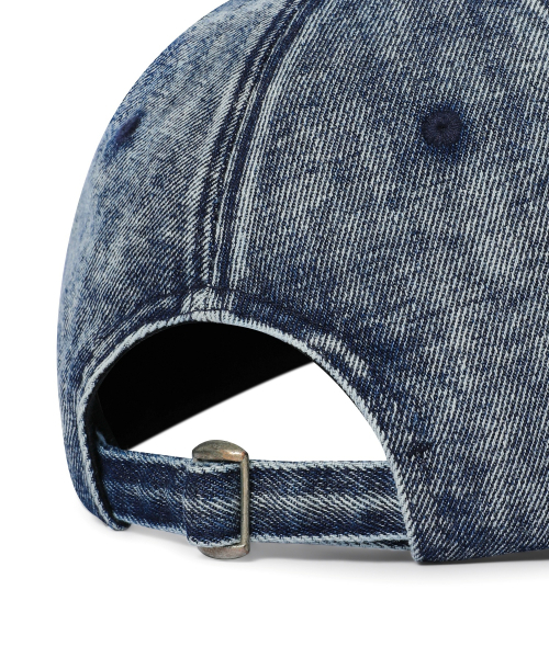 MUCENT（ムセント）の「シグネチャーボールキャップ（ストーンウォッシングデニム）（キャップ・レディース・ブルー系・FREE）」の4枚目の写真