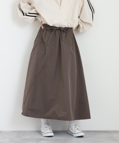 EGLANTINE(エグランティーヌ)の「EGLANTINE ポリエステルスカート(スカート・レディース・ベージュ/オレンジ/パープル/モカ・40)」の18枚目の写真