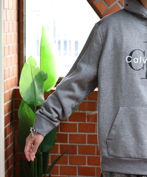 Calvin Klein(カルバン・クライン)の「Calvin Klein CKロゴ裏起毛パーカー(パーカー・メンズ・グレー・X-LARGE/MEDIUM/LARGE)」の13枚目の写真