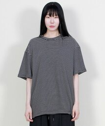 ボックスフィットピンストライプ半袖Tシャツブラック