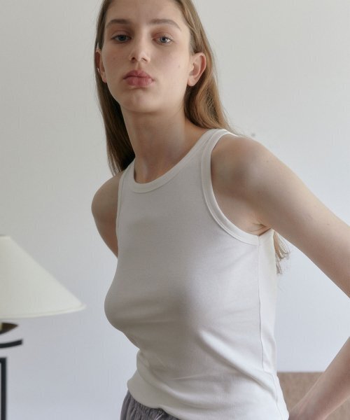 38COMEONCOMMON(38カモンコモン)の「Round Rib Sleeveless (White)(Tシャツ/カットソー・レディース・その他・FREE)」の4枚目の写真