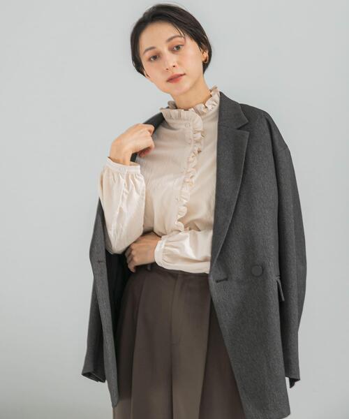 URBAN RESEARCH ROSSO WOMEN（アーバンリサーチ　ロッソ）の「『WEB限定』フリルスタンドカラーシャツ（シャツ/ブラウス・レディース・ベージュ/オフホワイト/ブラック・FREE）」の12枚目の写真