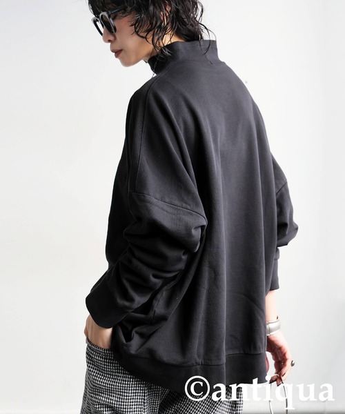 antiqua(アンティカ)の「ピグメント加工 スウェット(スウェット・レディース・ブラック/グレイッシュベージュ/スミクロ・P/R)」の6枚目の写真