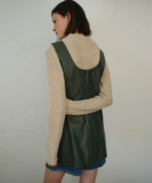 UNNOUT(アナウト)の「VEGAN LEATHER BABY DOLL DRESS GREEN(ワンピース・レディース・その他・SMALL/MEDIUM)」の2枚目の写真