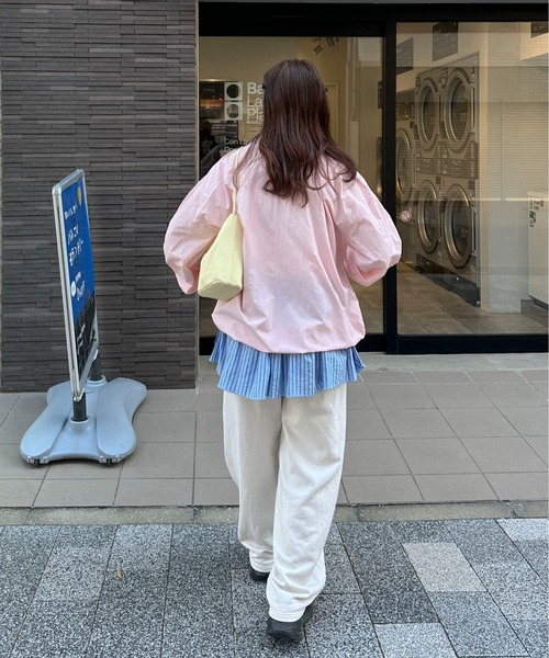 PILIT（ピリット）の「ハーフジップ ナイロンプルオーバー（その他トップス・レディース・ベージュ/ピンクベージュ/ブルー・MEDIUM）」の12枚目の写真