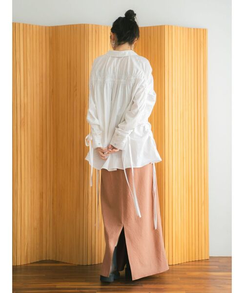 Ungrid(アングリッド)の「ギャザーデザインルーズシャツ(シャツ/ブラウス・レディース・ミント/パープル/ピンク/オフホワイト/ブルー・FREE)」の12枚目の写真