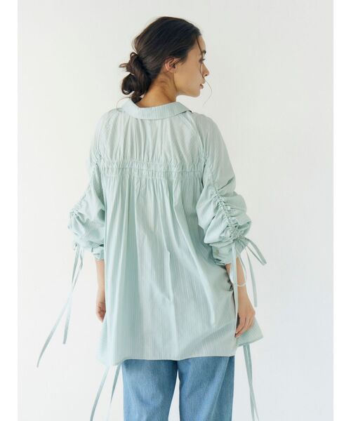 Ungrid(アングリッド)の「ギャザーデザインルーズシャツ(シャツ/ブラウス・レディース・ミント/パープル/ピンク/オフホワイト/ブルー・FREE)」の14枚目の写真