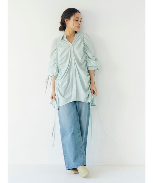 Ungrid(アングリッド)の「ギャザーデザインルーズシャツ(シャツ/ブラウス・レディース・ミント/パープル/ピンク/オフホワイト/ブルー・FREE)」の15枚目の写真